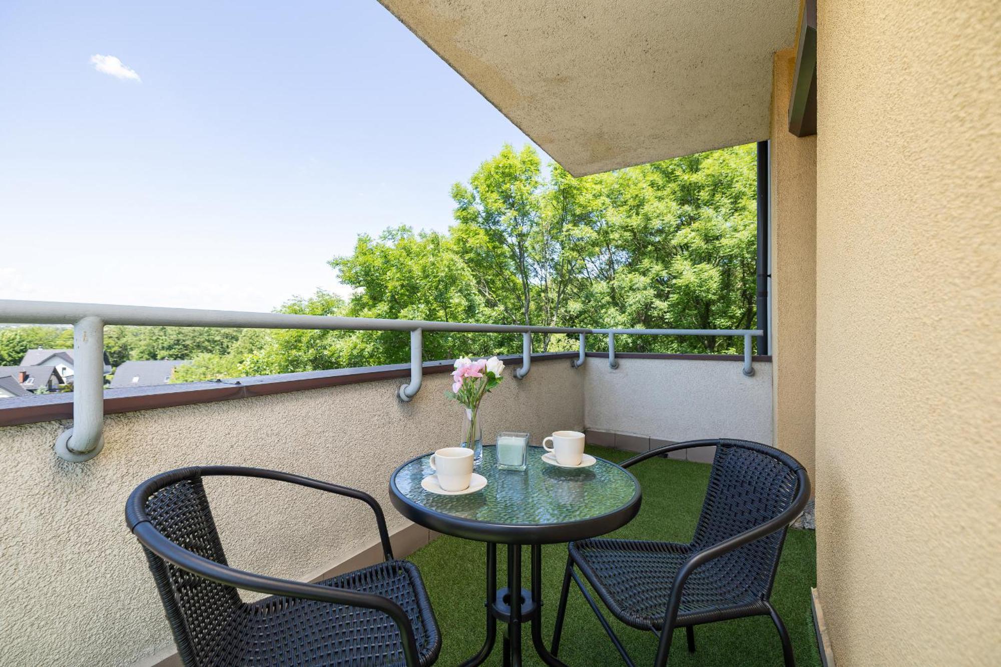 Gamers' Paradise - Modern With Parking In Cracow By Renters Krakau